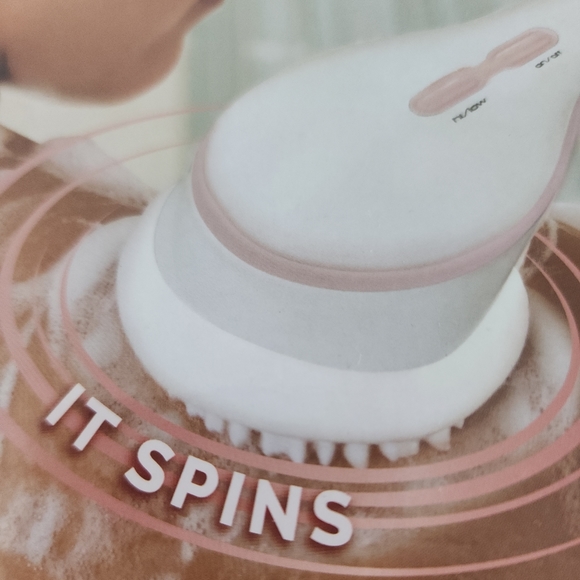 Flawless Cleanse Spa, Electric Body Brush w/ 3 Multi-Purpose Cleansing Heads NEW - Picture 8 of 8